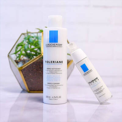 The double cleansing method for blemish-prone skin