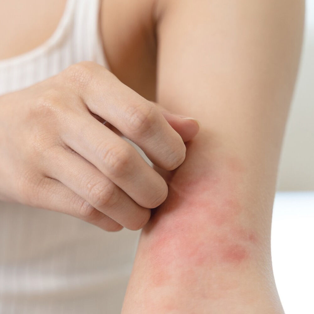 Close up of niacinamide ingredient with large purple bubbles